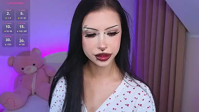 Snapshot of venomeowww__ chatting on October 11, 2025, 3:40 am venomeowww online show from October 11, 2025, 3:40 am