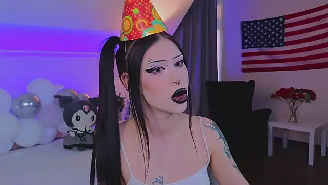 Snapshot of venomeowww__ chatting on January 7, 2026, 3:55 am venomeowww online show from January 7, 2026, 3:55 am