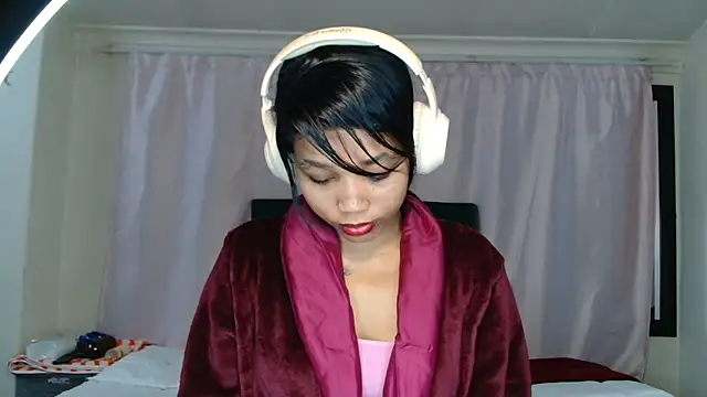 -cleowilliams- online show from October 8, 2025, 8:09 pm