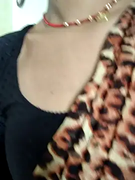 AnanyaKapoor89 online show from September 10, 2025, 6:34 am