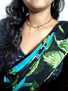 AnanyaKapoor89 online show from September 13, 2025, 6:35 am