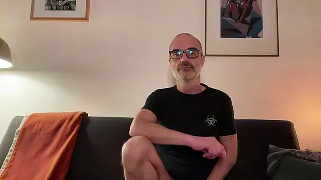 Snapshot of Milkywaymen chatting on January 7, 2026, 6:46 pm Milkywaymen online show from January 7, 2026, 6:46 pm