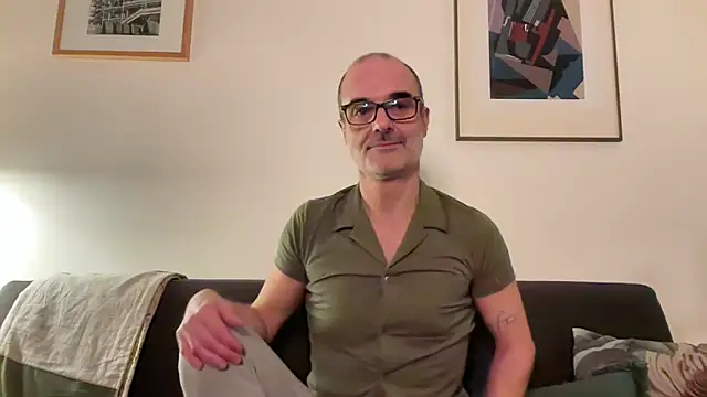 Milkywaymen online show from March 8, 2026, 8:45 pm