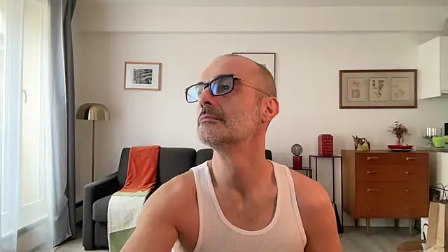 Snapshot of Milkywaymen chatting on February 27, 2026, 1:00 pm Milkywaymen online show from February 27, 2026, 1:00 pm