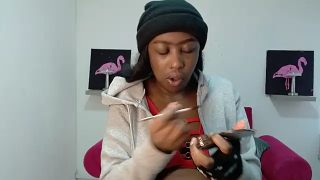 milykabombastik online show from October 22, 2025, 12:37 pm