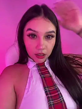 Snapshot of Zoe_Serrat chatting on July 22, 2026, 9:39 pm Zoe Serrat online show from July 22, 2026, 9:39 pm