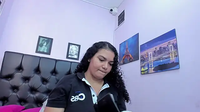 Adrianasex 69x online show from November 27, 2025, 5:13 pm