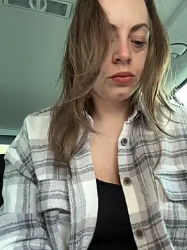 ladywithbigass online show from April 20, 2026, 4:48 am