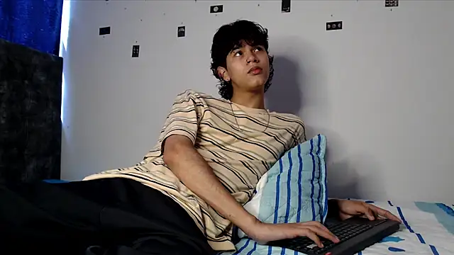 alexmark  online show from May 21, 2026, 6:16 pm