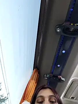 Snapshot of caronicole77 chatting on October 27, 2025, 11:16 pm caronicole77 online show from October 27, 2025, 11:16 pm