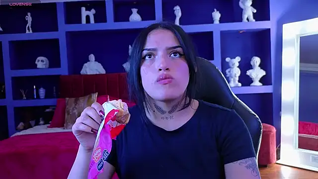 sari belle online show from September 16, 2025, 8:32 pm