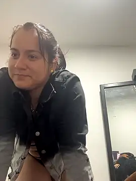 Snapshot of Leonis_0 chatting on October 15, 2025, 3:16 am Leonis 0 online show from October 15, 2025, 3:16 am