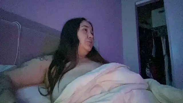 marcylove online show from November 6, 2025, 3:49 pm