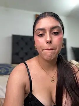 Snapshot of AVA_69 chatting on October 3, 2025, 4:36 am AVA 69 online show from October 3, 2025, 4:36 am