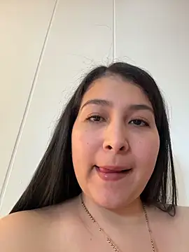Snapshot of evelyn_1702 chatting on March 13, 2026, 8:47 pm evelyn 1702 online show from March 13, 2026, 8:47 pm