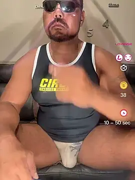 Snapshot of jack_jay0103 chatting on May 24, 2026, 12:05 pm jack jay0103 online show from May 24, 2026, 12:05 pm