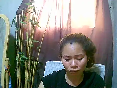 Sweeetgurll online show from April 13, 2026, 6:39 am