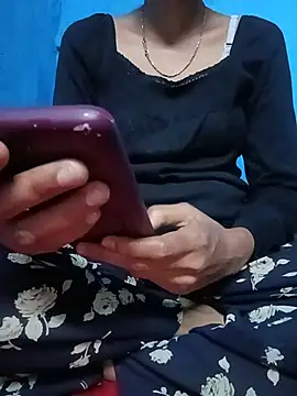 Snapshot of ruchigoutam chatting on June 18, 2026, 6:02 pm ruchigoutam online show from June 18, 2026, 6:02 pm
