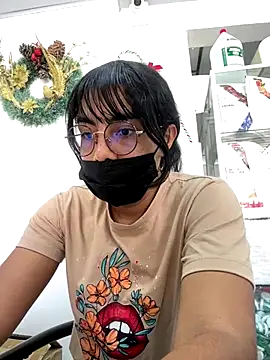 Kyra  Rose online show from December 4, 2025, 5:23 pm