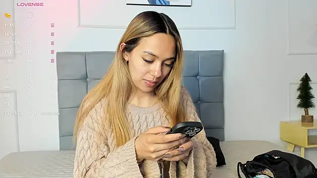 nikolevoshkie  online show from March 13, 2026, 7:30 pm