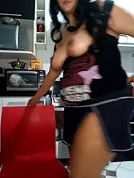 AuroraChest online show from December 19, 2025, 1:42 am