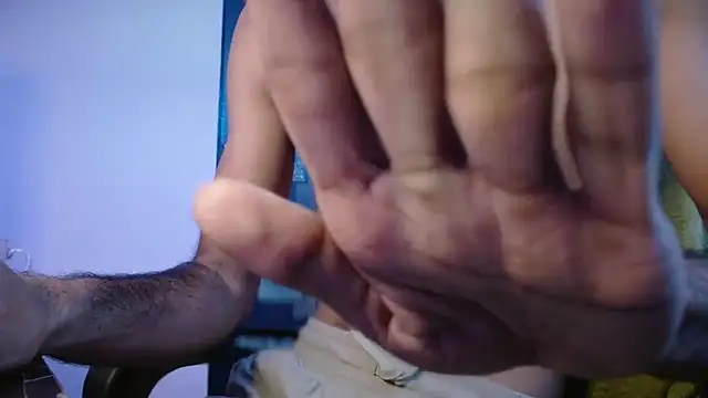 funndudd online show from November 6, 2025, 4:00 pm