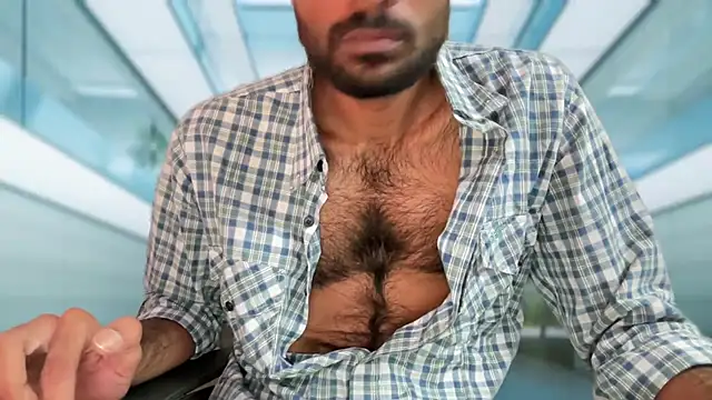 funndudd online show from November 5, 2025, 6:16 am