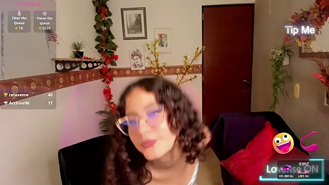 Snapshot of Krysten_Riter chatting on May 4, 2026, 2:20 pm Krysten Riter online show from May 4, 2026, 2:20 pm