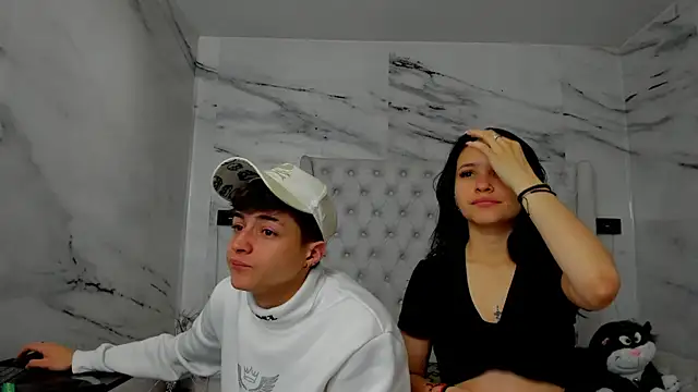 Ari and Storm online show from January 8, 2026, 2:23 pm