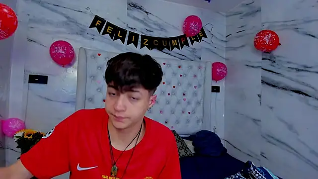 Ari and Storm online show from February 19, 2026, 2:47 pm