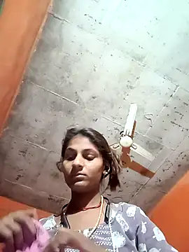 Snapshot of Jyoti_thakurr chatting on October 14, 2025, 9:15 pm Jyoti thakurr online show from October 14, 2025, 9:15 pm