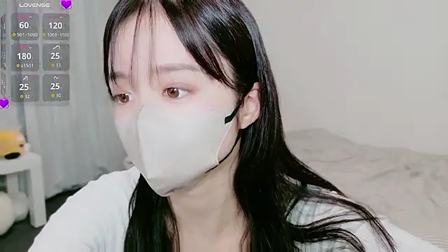 Snapshot of Anne_Anne_chan chatting on October 11, 2025, 11:22 am Anne Anne chan online show from October 11, 2025, 11:22 am