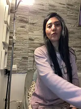 Snapshot of PrincessYYara chatting on October 22, 2025, 3:11 pm PrincessYYara online show from October 22, 2025, 3:11 pm