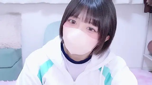 Hinata Sun online show from February 17, 2026, 6:16 pm