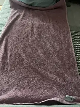 bananasex204 online show from February 19, 2026, 3:09 pm