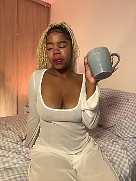 Sweet-Jade online show from November 22, 2025, 9:08 am