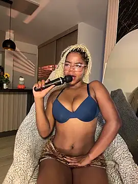 Sweet-Jade online show from October 29, 2025, 10:42 pm