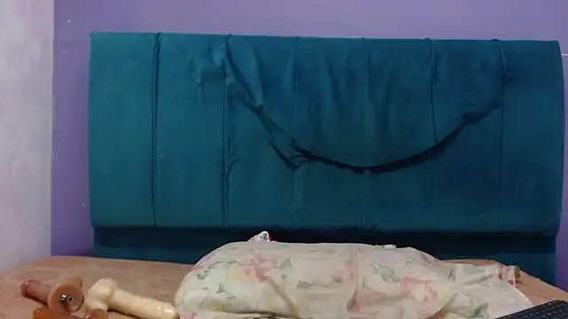 Snapshot of andrealopezcm101 chatting on February 20, 2026, 11:23 am andrealopezcm101 online show from February 20, 2026, 11:23 am