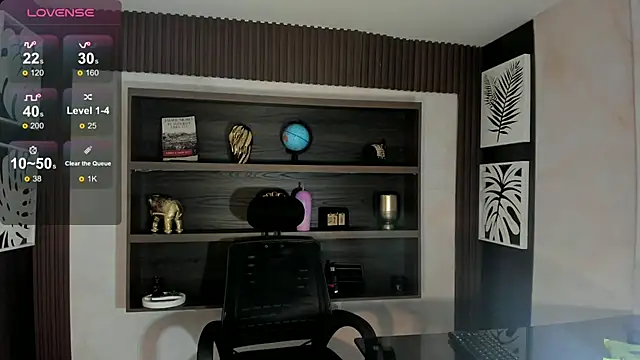 SheyLopez online show from September 21, 2025, 3:33 am