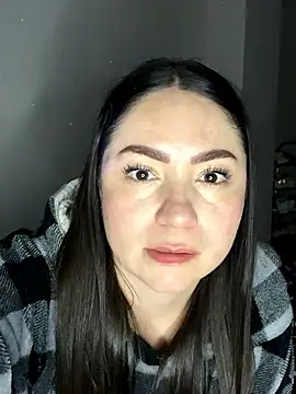 Amelia laurent online show from November 30, 2025, 7:42 am