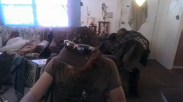 Snapshot of Poundtown1226 chatting on September 20, 2025, 7:52 pm Poundtown1226 online show from September 20, 2025, 7:52 pm