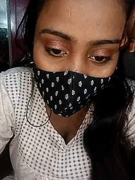 Snapshot of Schii69 chatting on December 16, 2025, 8:57 pm Schii69 online show from December 16, 2025, 8:57 pm