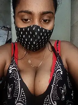 Snapshot of Schii69 chatting on February 25, 2026, 2:28 pm Schii69 online show from February 25, 2026, 2:28 pm