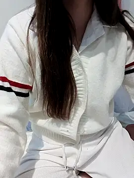 susu baby online show from February 8, 2026, 1:31 pm