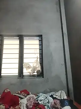 kute-00 online show from December 23, 2025, 1:49 am