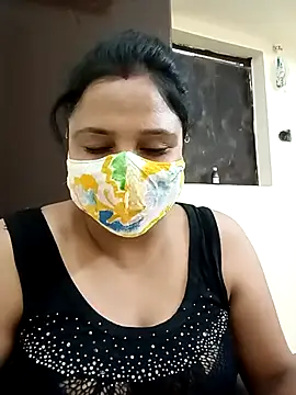 Shikha-mehra7 online show from October 4, 2025, 7:43 am