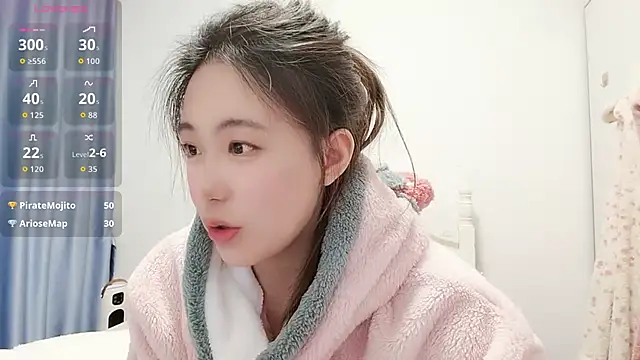 Luna 868 online show from November 28, 2025, 4:40 pm