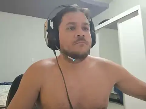 Miguelion2308 online show from May 17, 2026, 1:49 am