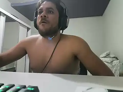 Miguelion2308 online show from February 10, 2026, 1:26 am