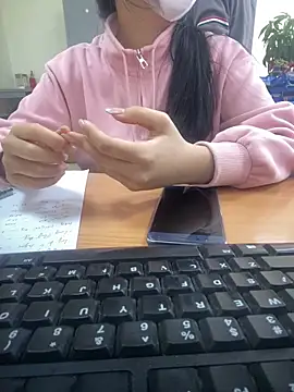 Snapshot of ThuPhuong-Tr chatting on November 19, 2025, 2:44 am ThuPhuong-Tr online show from November 19, 2025, 2:44 am